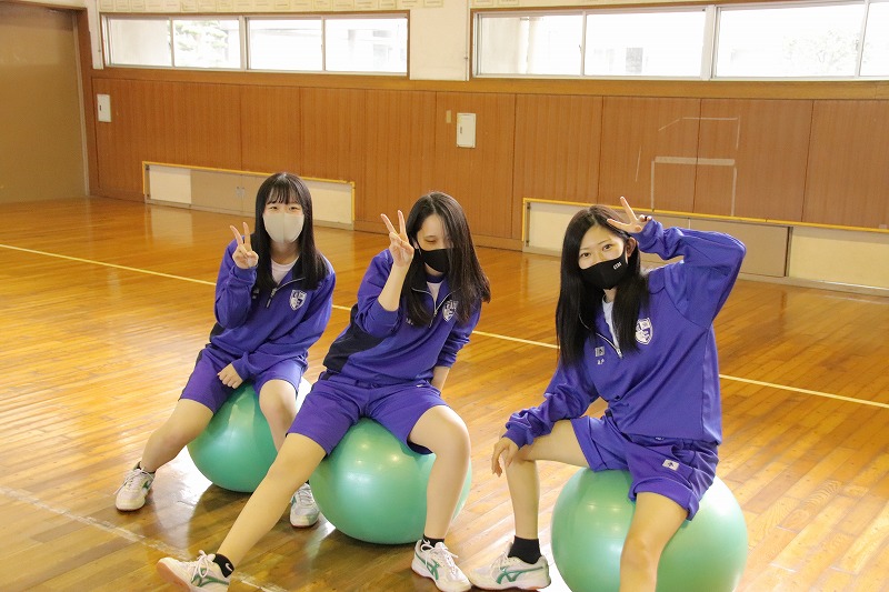 まちの先生講座 バランスボールダンスエクササイズ トピックス 愛知県立知多翔洋高等学校